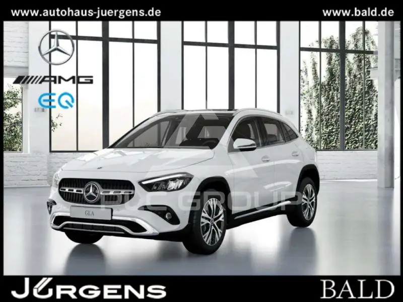 2025 Mercedes Benz GLA 220