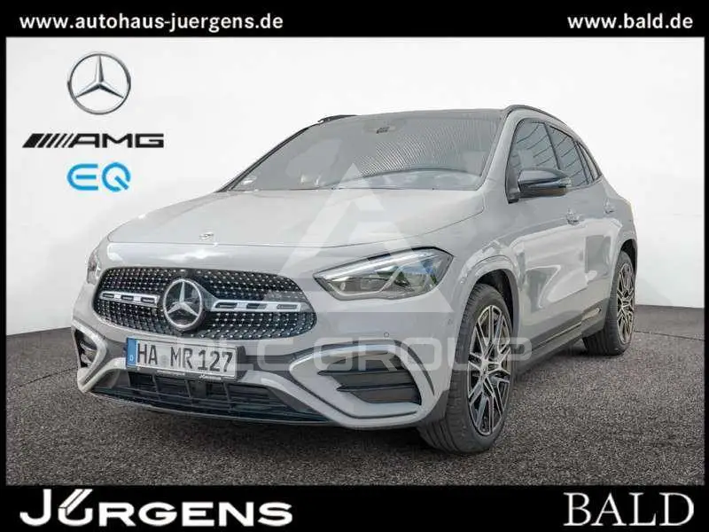 2025 Mercedes Benz GLA 220