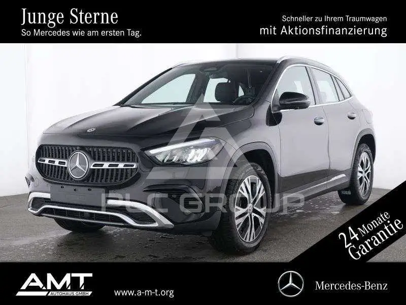 2025 Mercedes Benz GLA 220