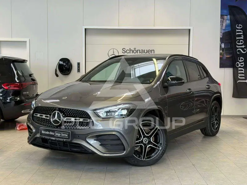 2025 Mercedes Benz GLA 220