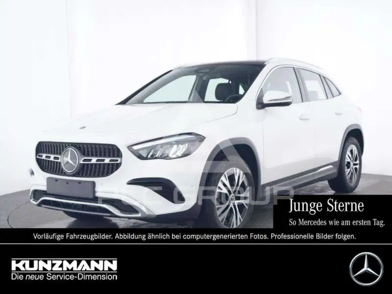 2025 Mercedes Benz GLA 220