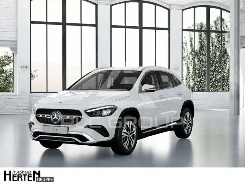 2025 Mercedes Benz GLA 220