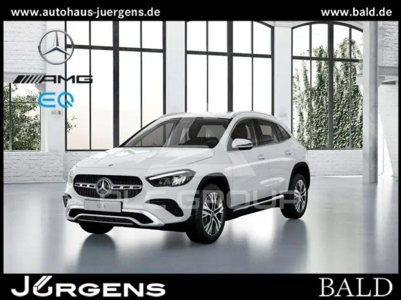 2025 Mercedes Benz GLA 220