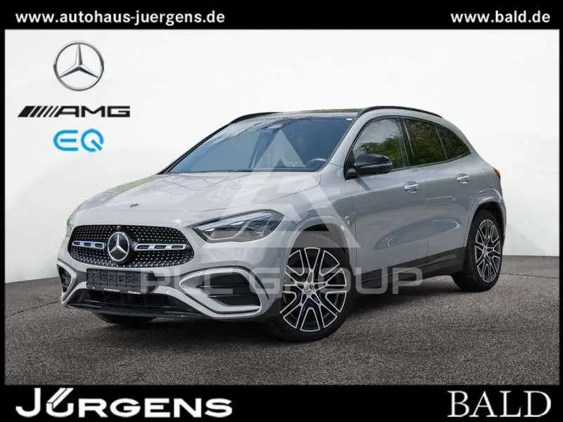 2025 Mercedes Benz GLA 220
