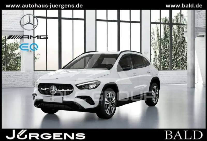2025 Mercedes Benz GLA 220