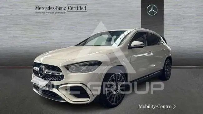 2025 Mercedes Benz GLA 220