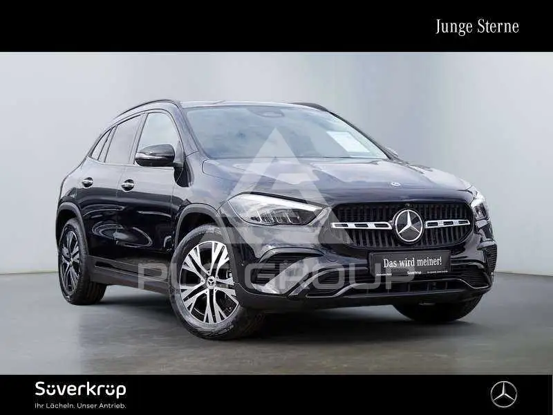 2025 Mercedes Benz GLA 220