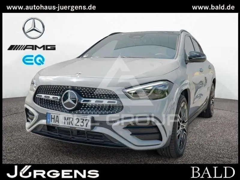 2025 Mercedes Benz GLA 220