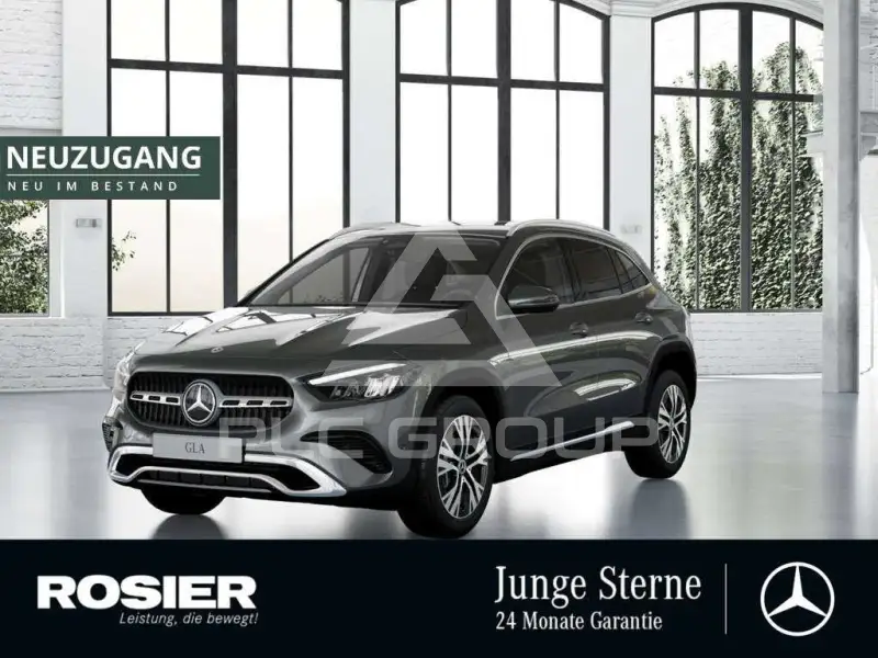 2025 Mercedes Benz GLA 220