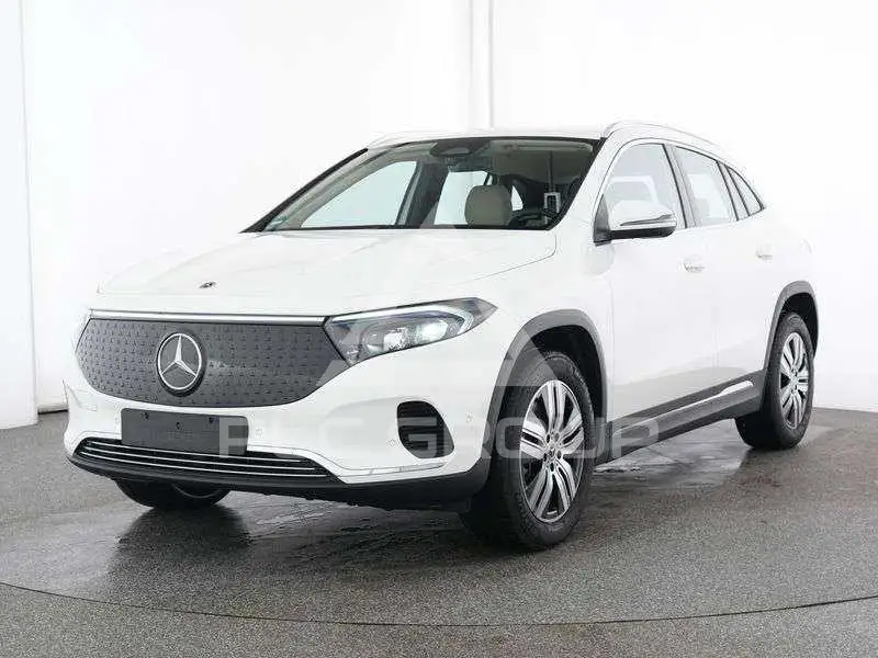 2025 Mercedes Benz EQA