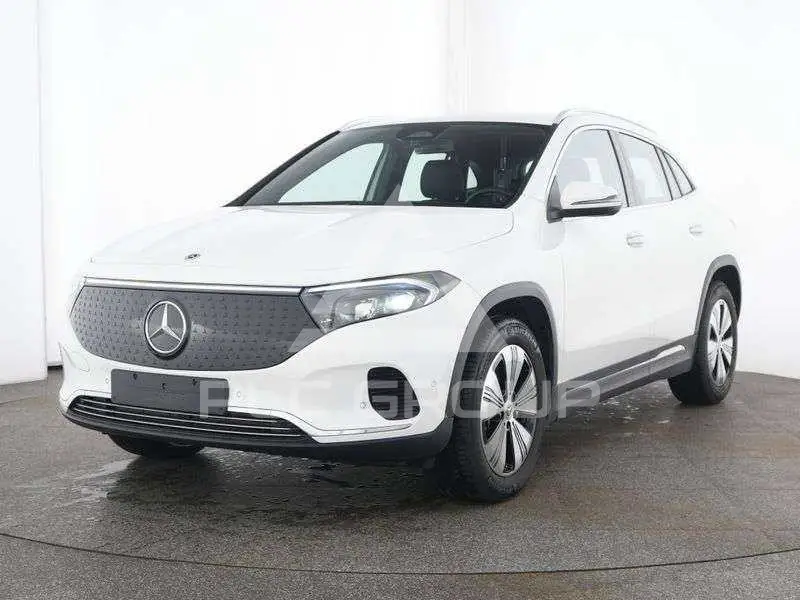 2025 Mercedes Benz EQA