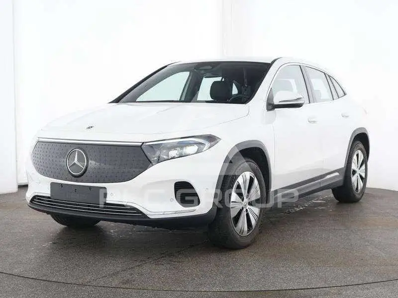 2025 Mercedes Benz EQA