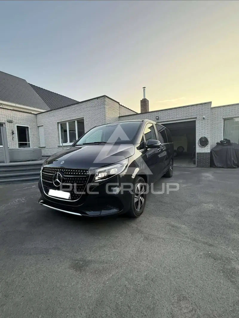 2025 Mercedes Benz V 220