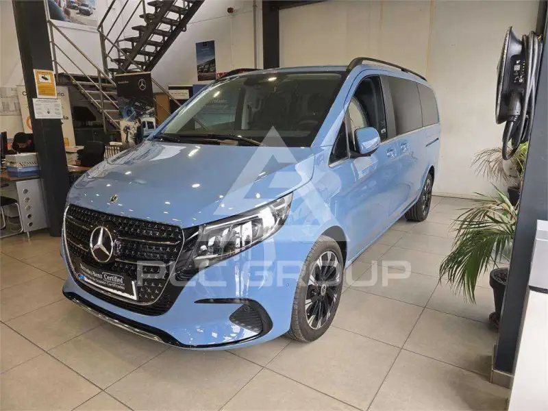 2025 Mercedes Benz V 220