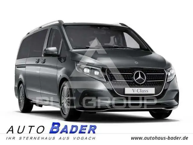 2025 Mercedes Benz V 220