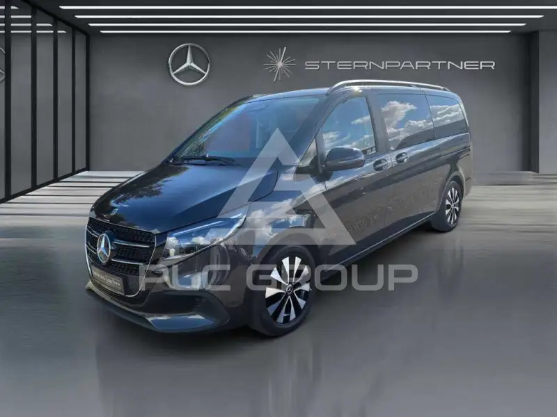 2025 Mercedes Benz V 220