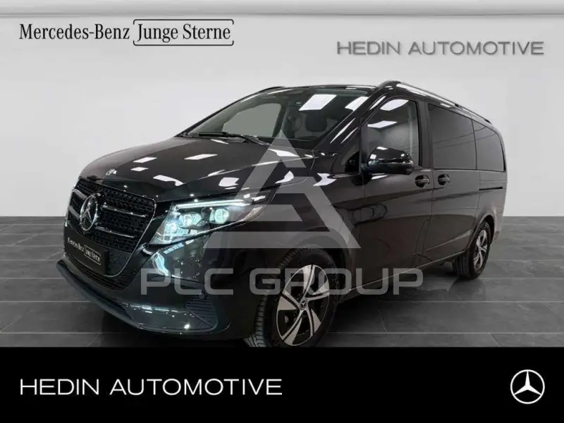 2025 Mercedes Benz V 220
