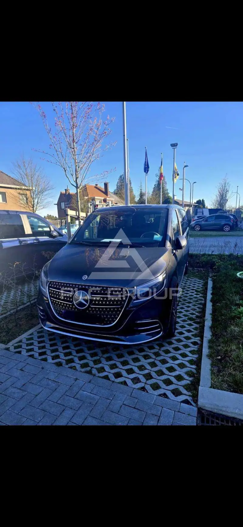 2025 Mercedes Benz V 220