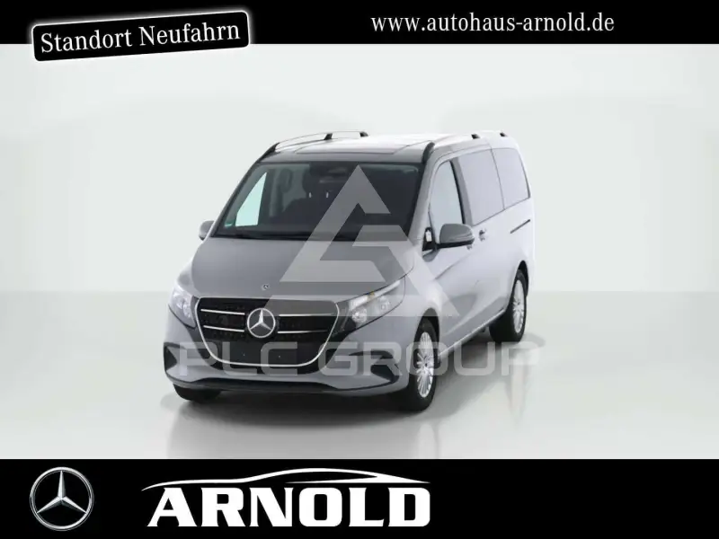 2025 Mercedes Benz V 220