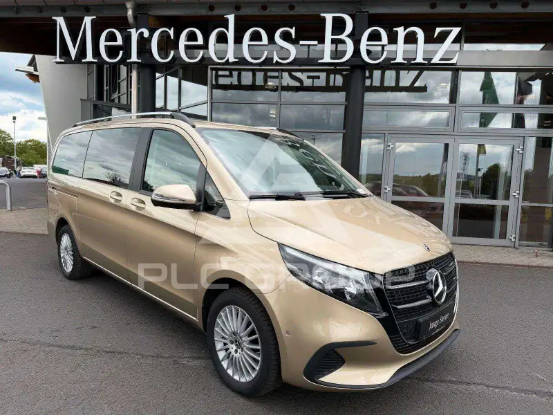 2025 Mercedes Benz V 220