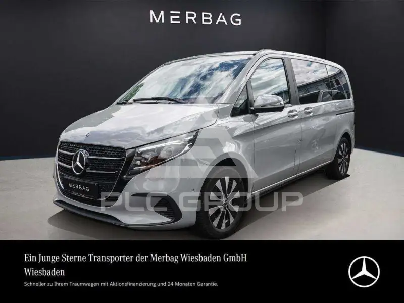2025 Mercedes Benz V 220