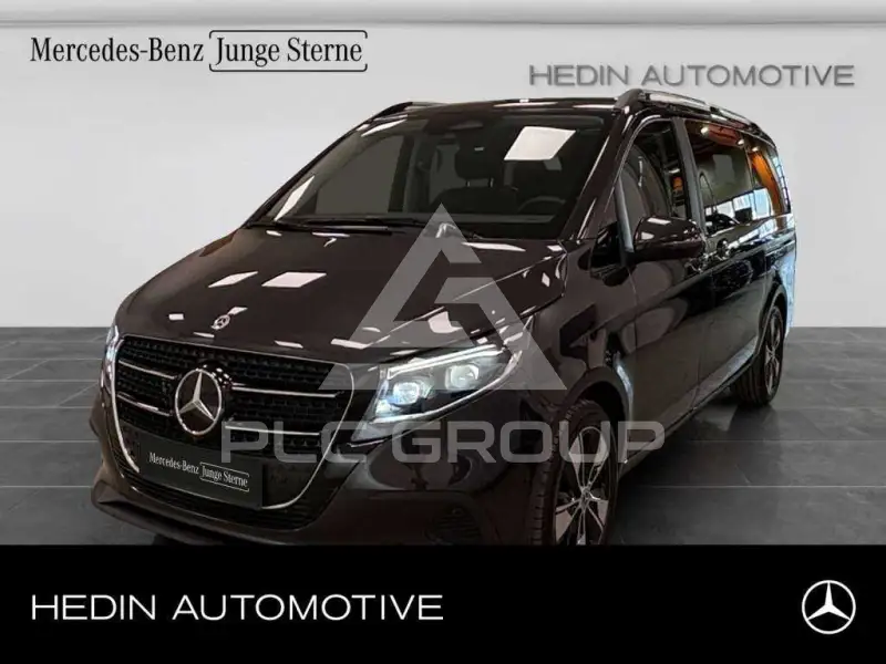 2025 Mercedes Benz V 220