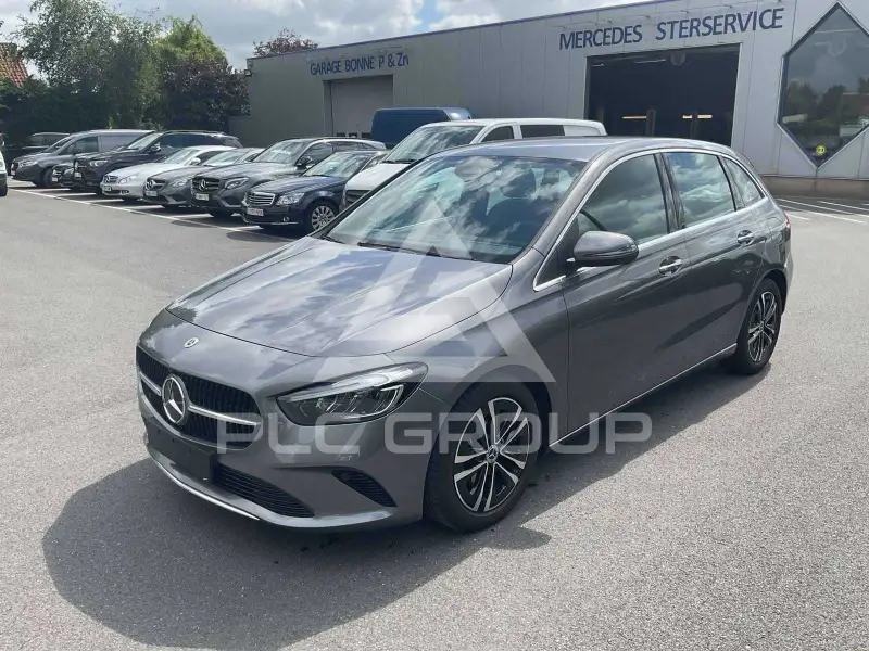 2025 Mercedes Benz B 180