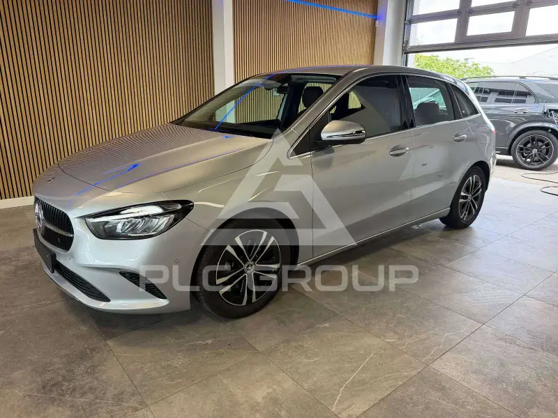 2025 Mercedes Benz B 180