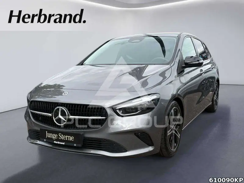 2025 Mercedes Benz B 180