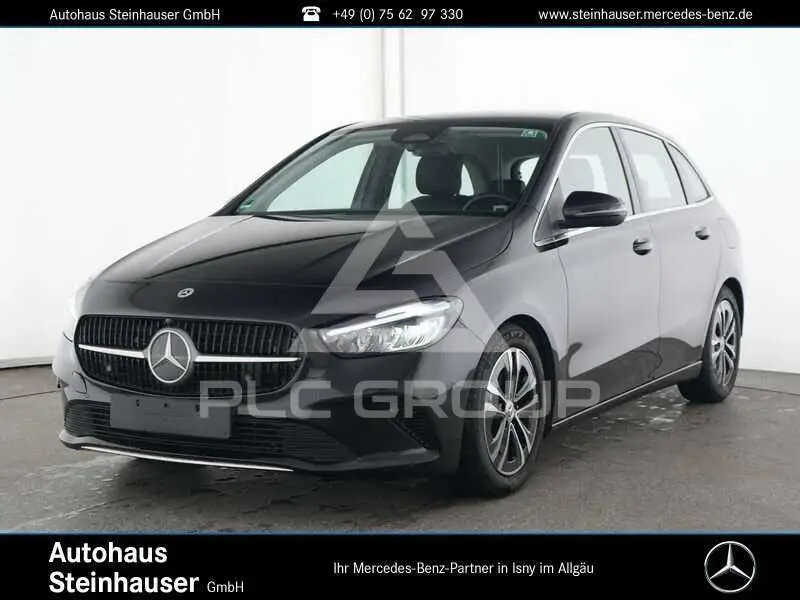 2025 Mercedes Benz B 180
