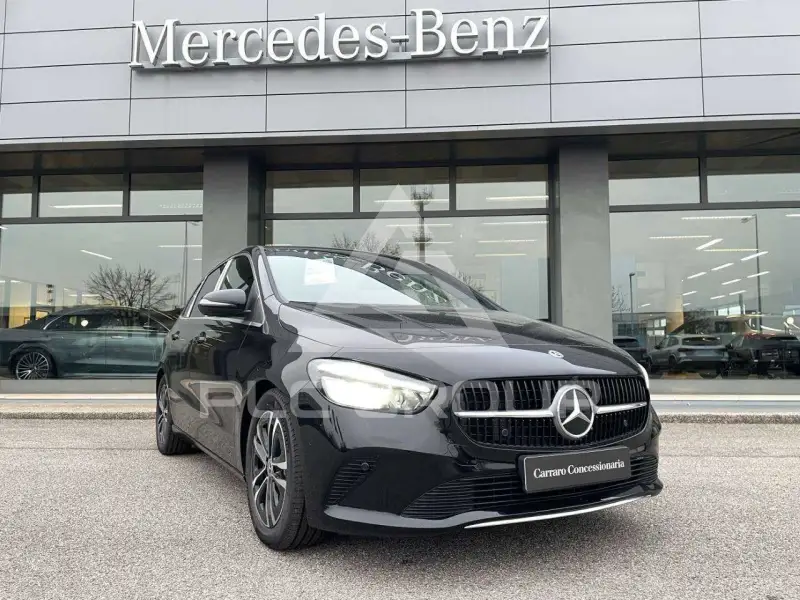 2025 Mercedes Benz B 180