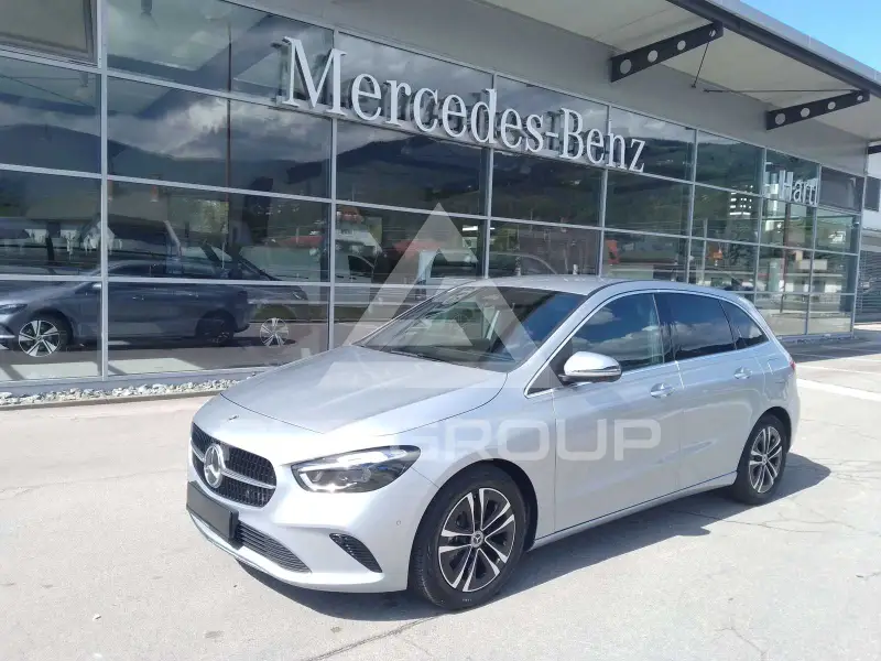 2025 Mercedes Benz B 180