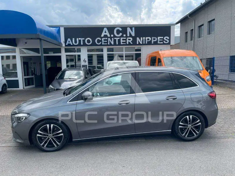 2025 Mercedes Benz B 180