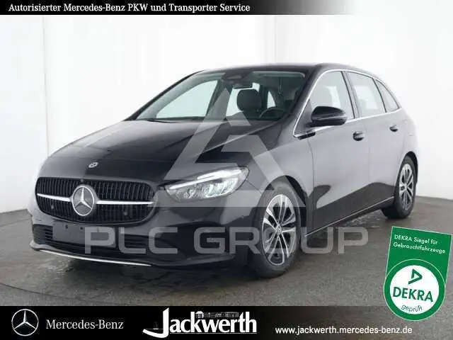 2025 Mercedes Benz B 180