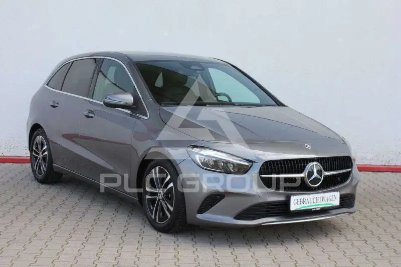 2025 Mercedes Benz B 180
