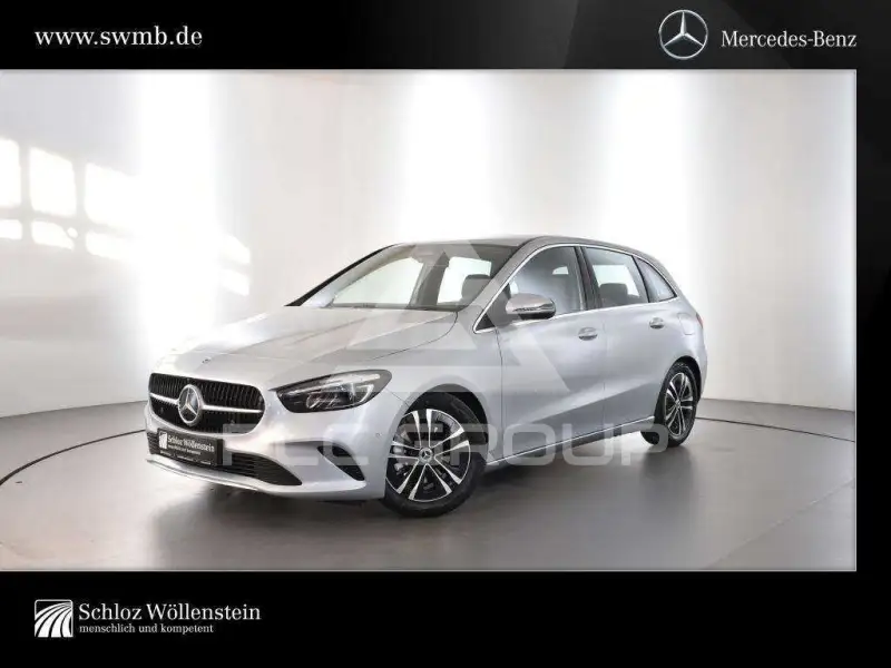 2025 Mercedes Benz B 180