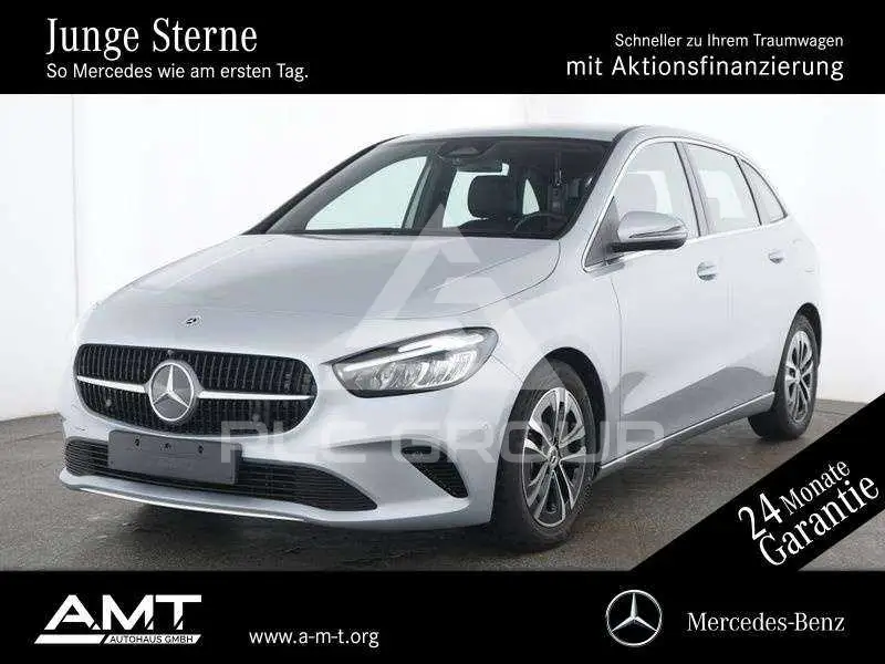 2025 Mercedes Benz B 180