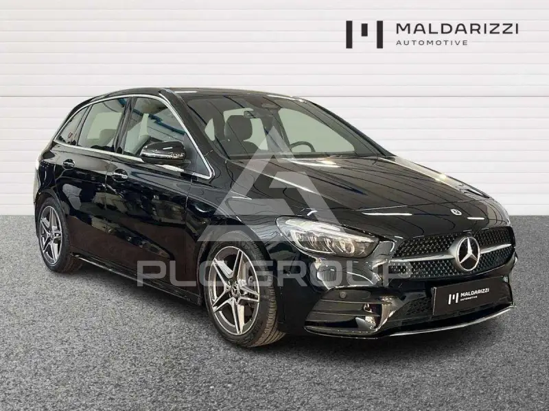 2025 Mercedes Benz B 180