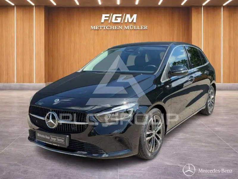 2025 Mercedes Benz B 180