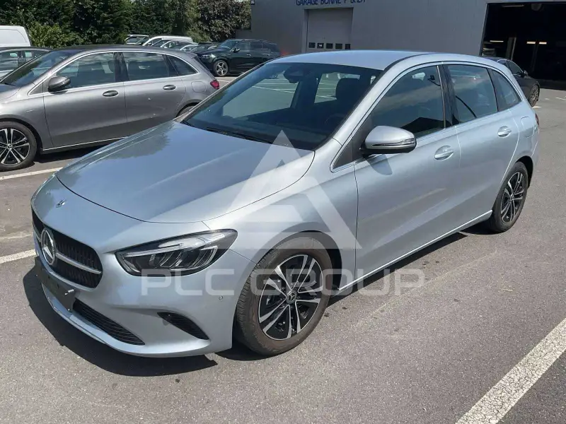 2025 Mercedes Benz B 180
