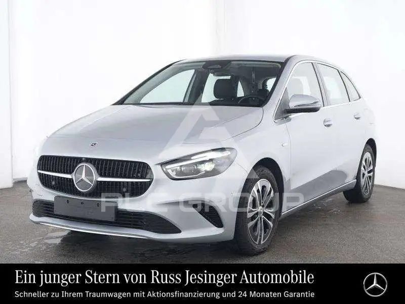 2025 Mercedes Benz B 250