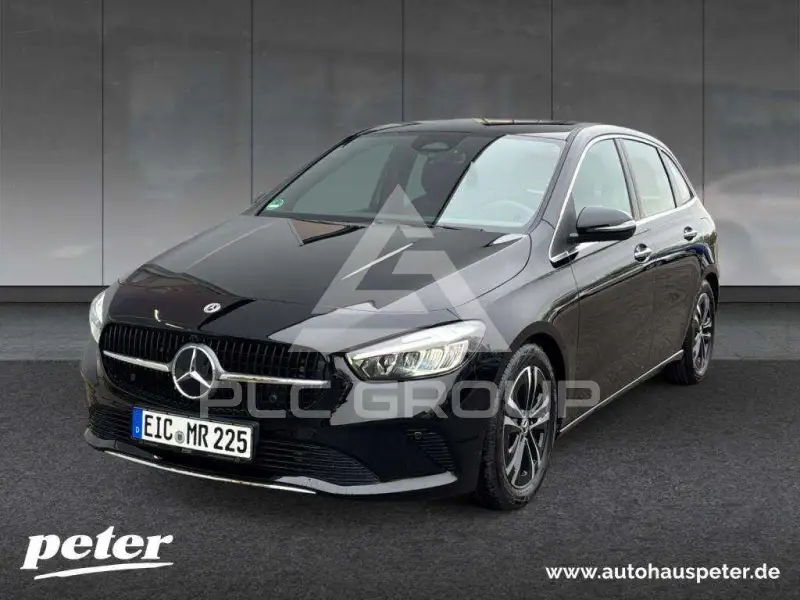 2025 Mercedes Benz B 220