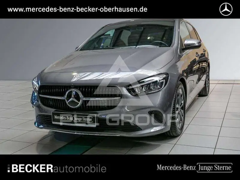 2025 Mercedes Benz B 220
