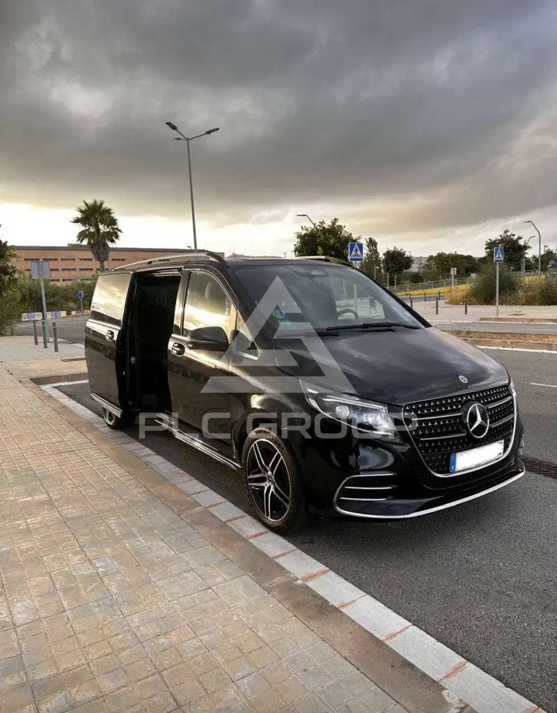 2025 Mercedes Benz V 300