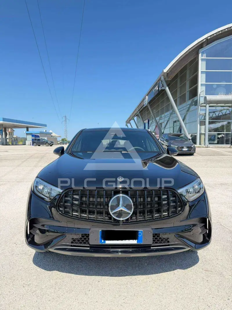 2025 Mercedes Benz GLC 220