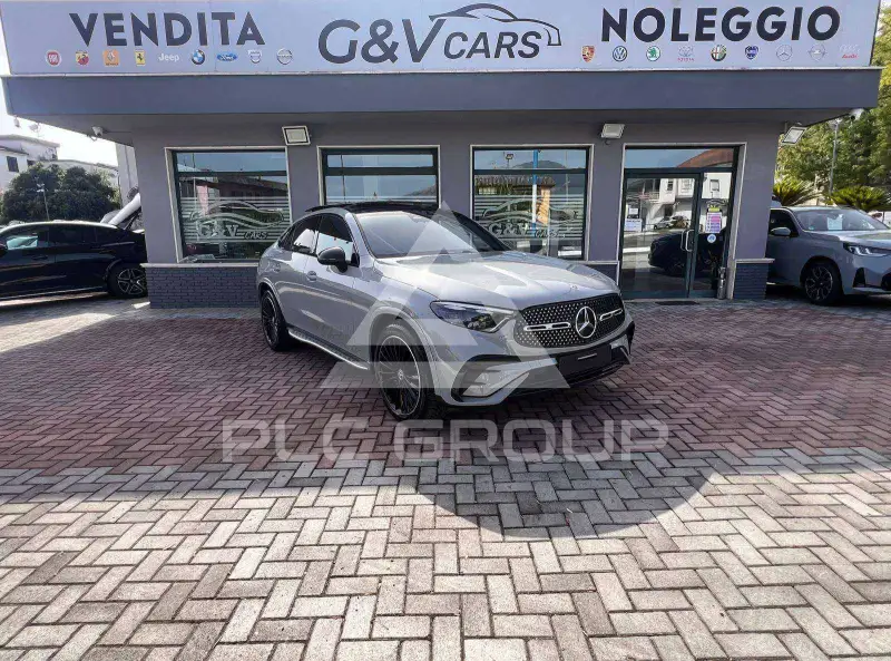 2025 Mercedes Benz GLC 220