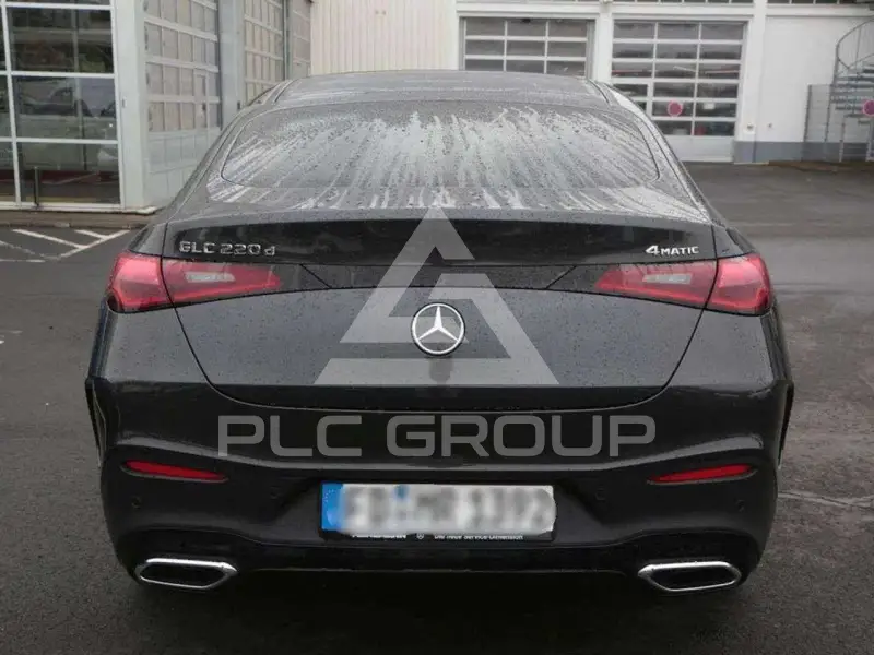 2025 Mercedes Benz GLC 220