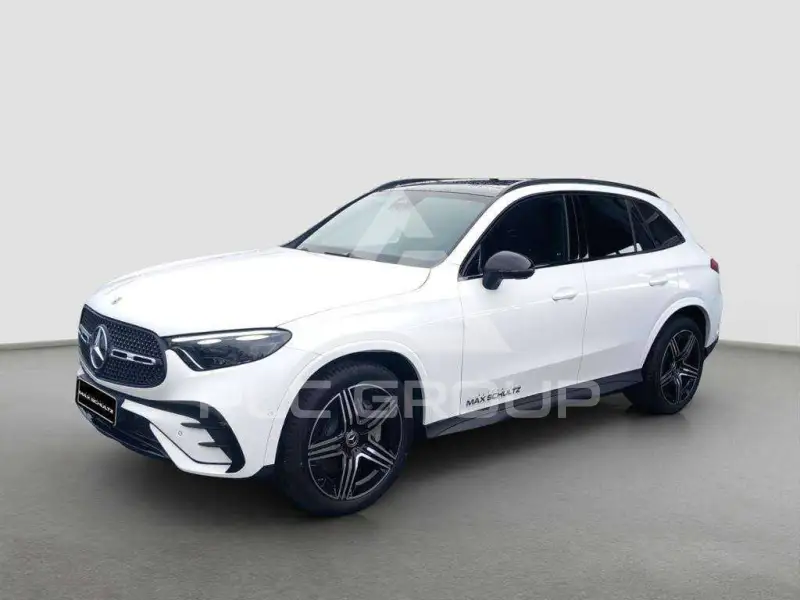 2025 Mercedes Benz GLC 220