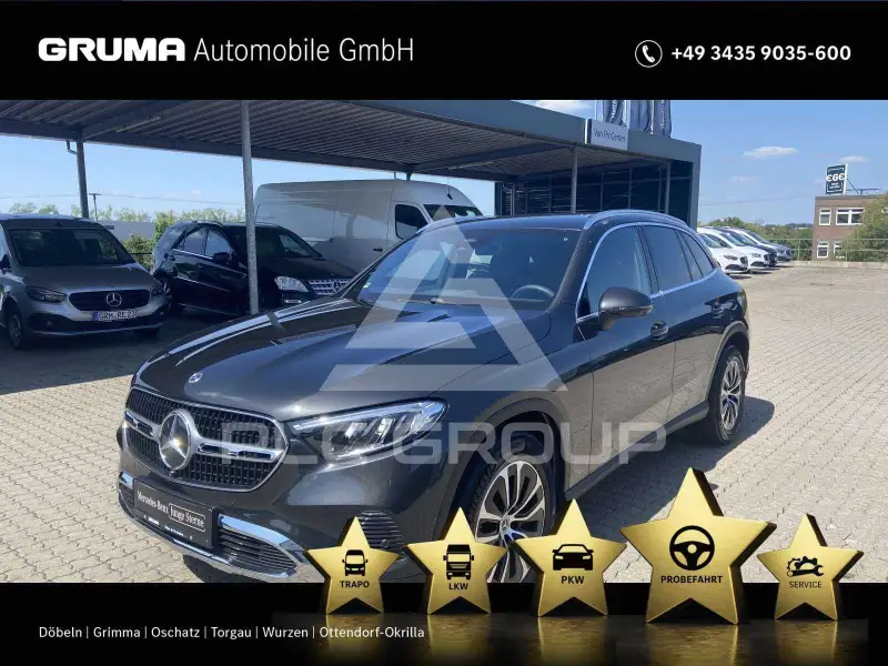 2025 Mercedes Benz GLC 220