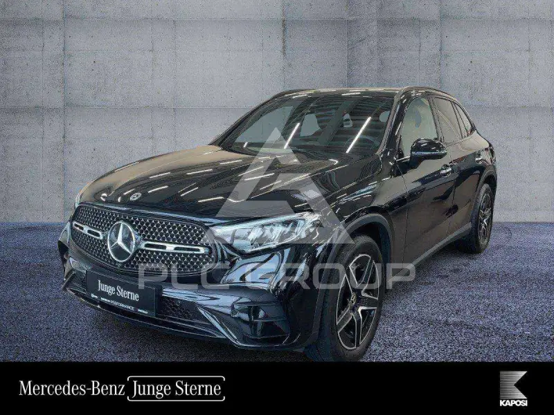 2025 Mercedes Benz GLC 220